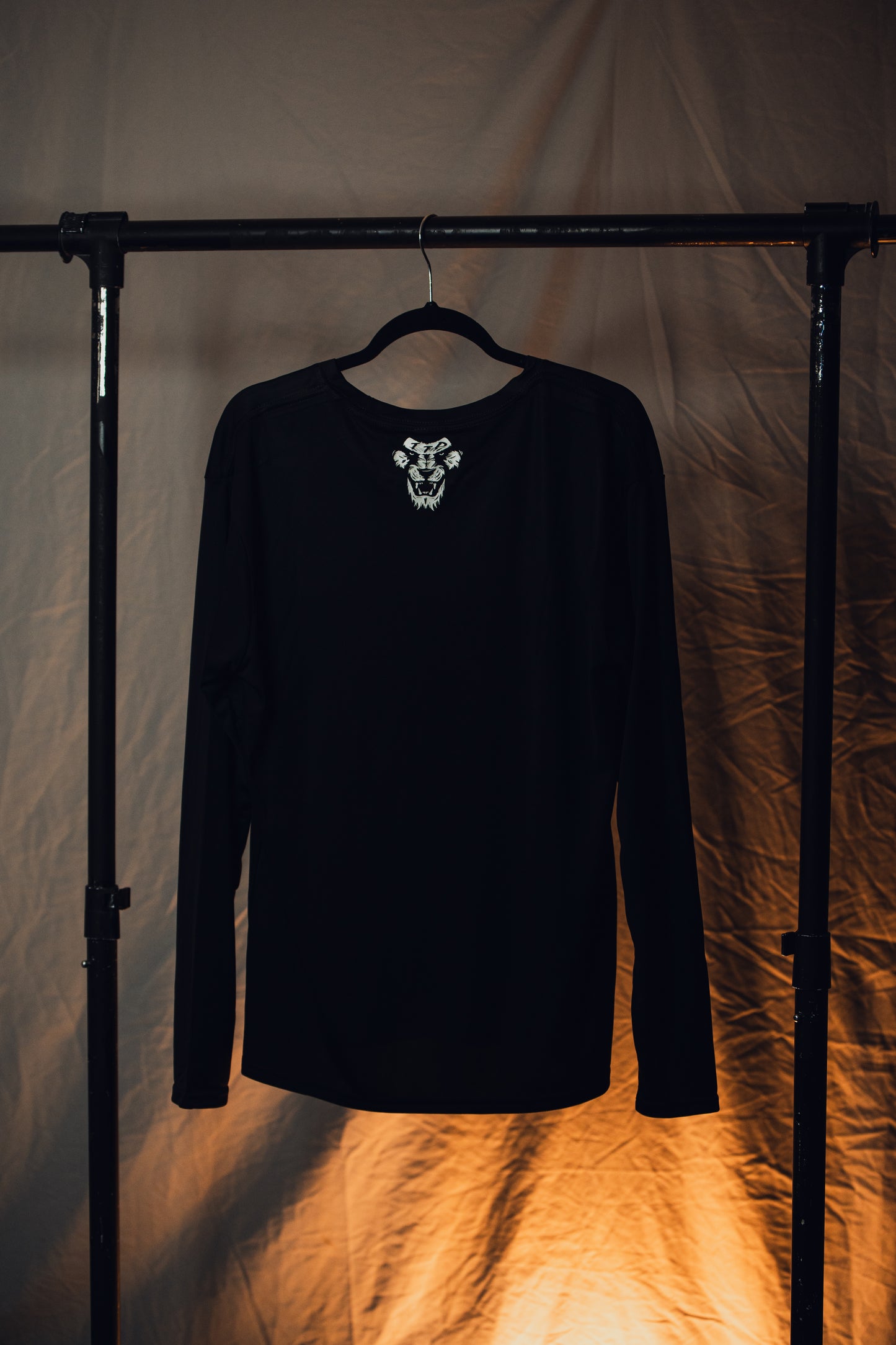 ATHLETIC LONG SLEEVE (BLACK)