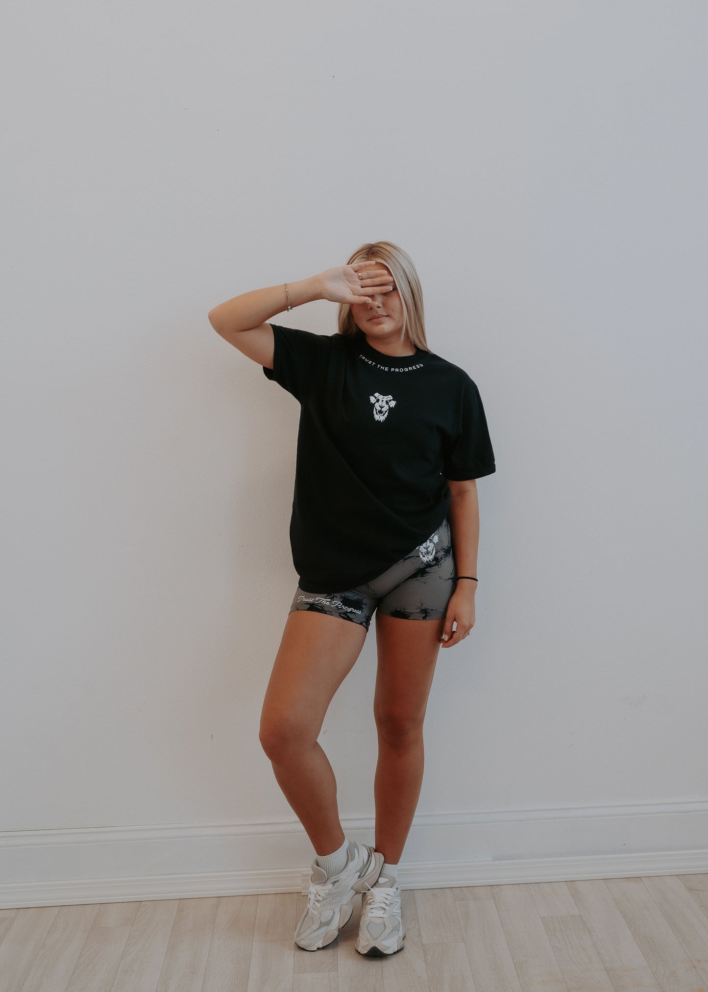PREMIUM T (Black)