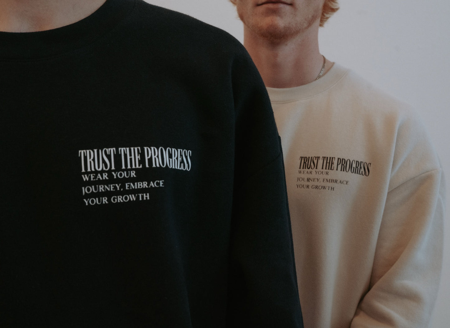 CREWNECK SWEATSHIRT (BLACK)