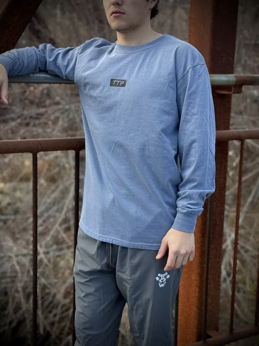 GRAPHIC HEAVYWEIGHT LONG SLEEVE (JEAN BLUE)