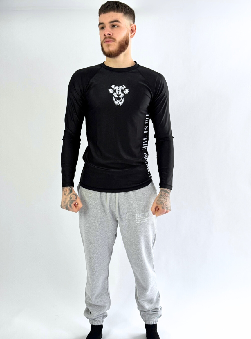 LONG SLEEVE COMPRESSION (BLACK)