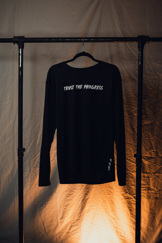 ATHLETIC LONG SLEEVE (BLACK)
