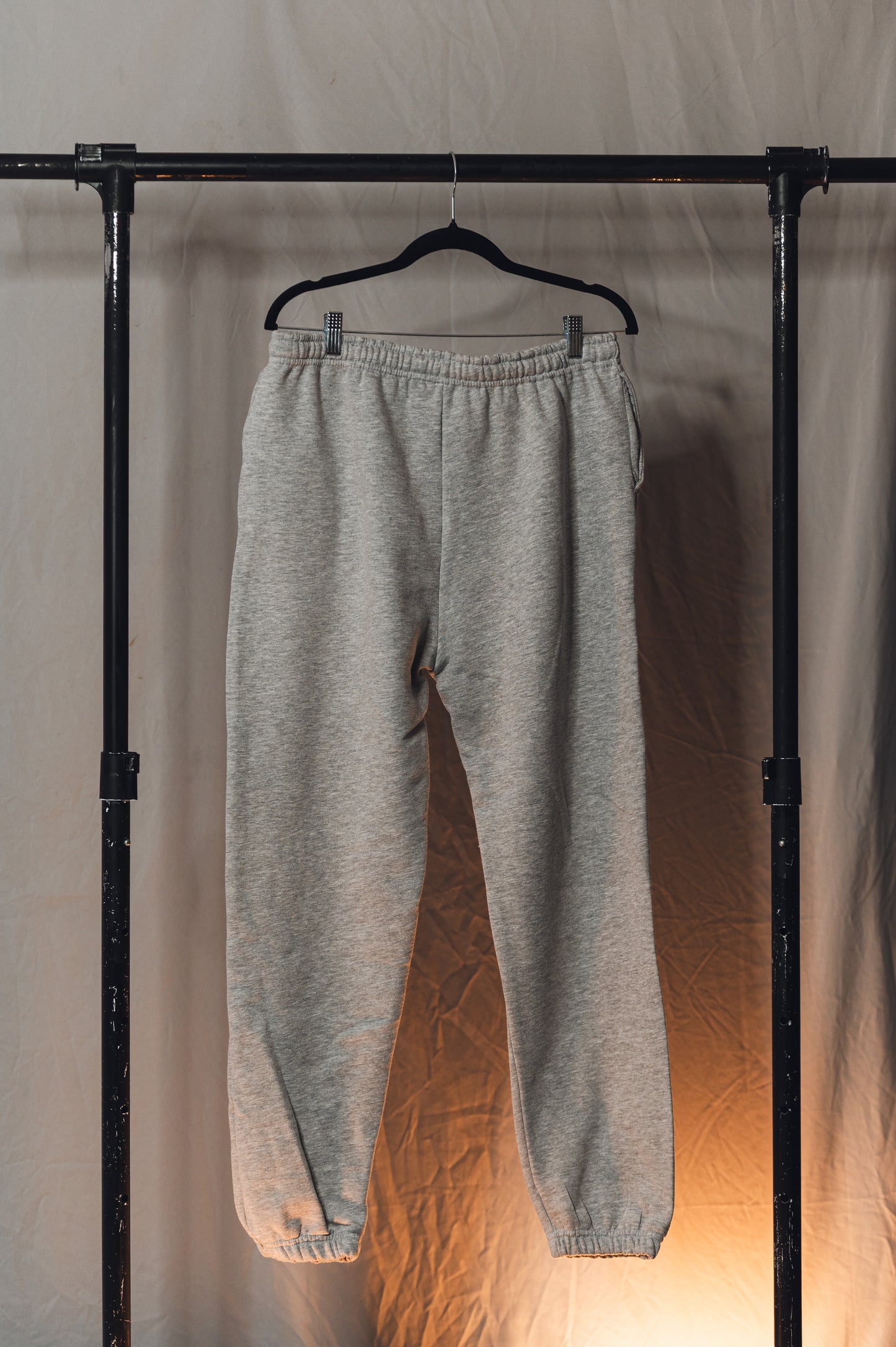 SWEATPANTS (GRAY)