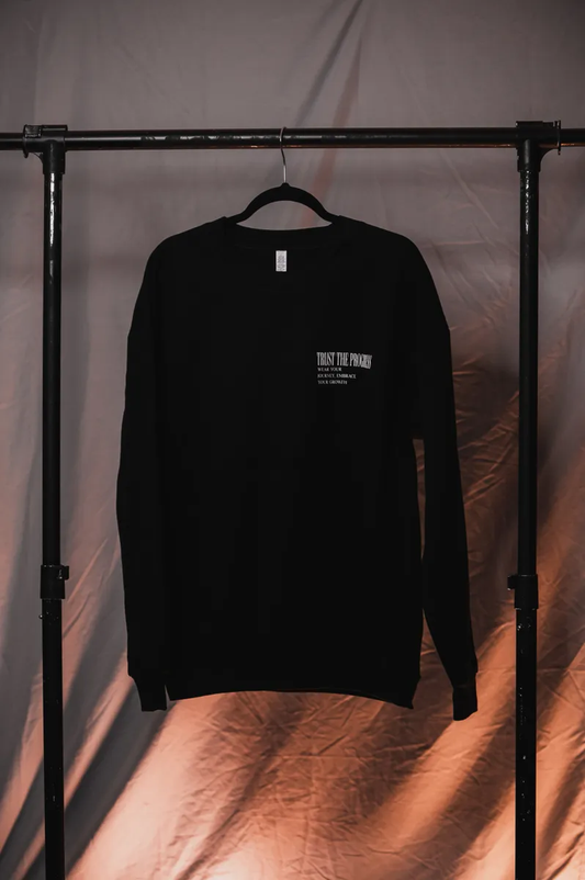 CREWNECK SWEATSHIRT (BLACK)
